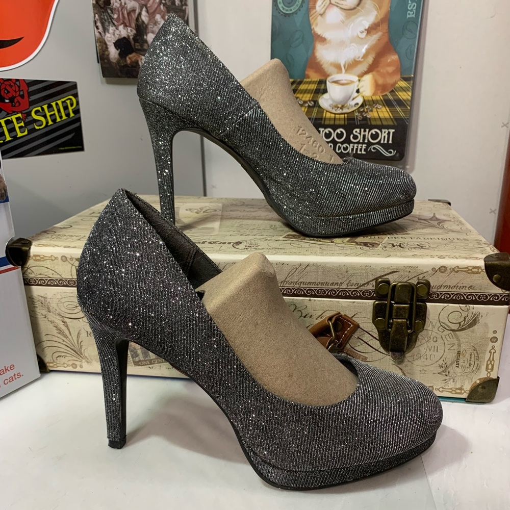 Fioni Night Black Silver Glitter Heels